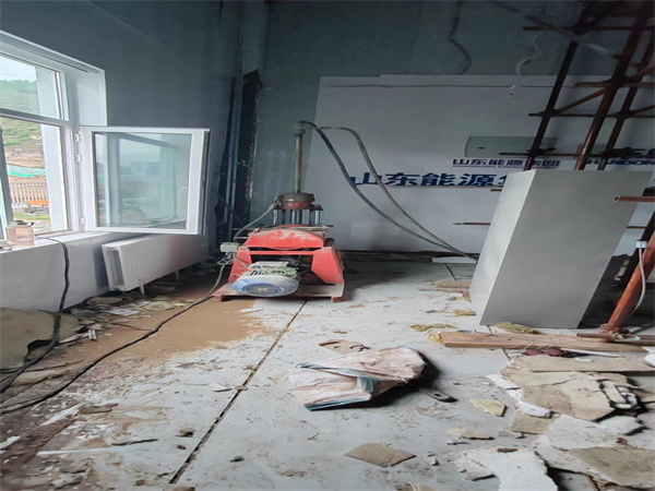 苏仙地基基础下沉墙体裂缝加固注浆顶升施工